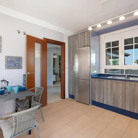 Vila Playa D1
